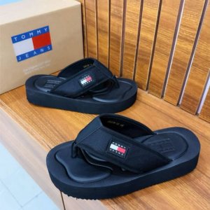 tommy flag flip flops